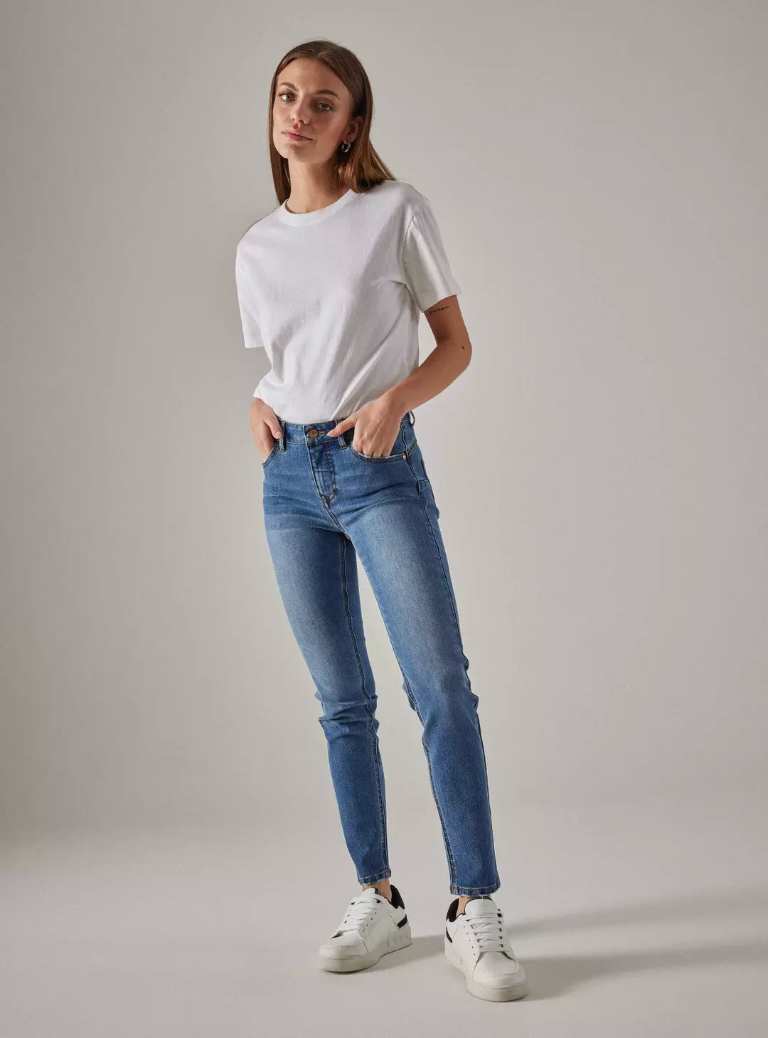 Jeans Skinny Push Up Tiro Medio - Foster